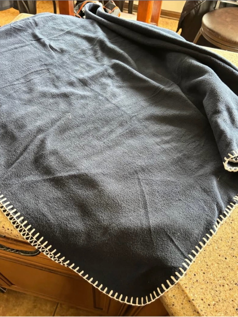 Cozy Navy Fleece Blanket with Whipstitch Trim. Parker blankets lot of 10